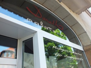 Schaufensterwerbung Schaufenster Maßalelier Donath